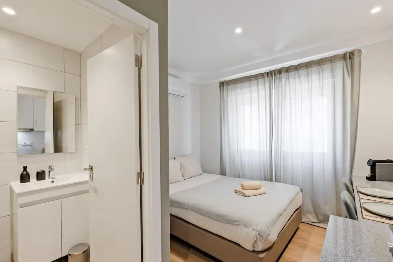Lovely Studio Fully Equipped Near Subway N3 Lisbon 0*,